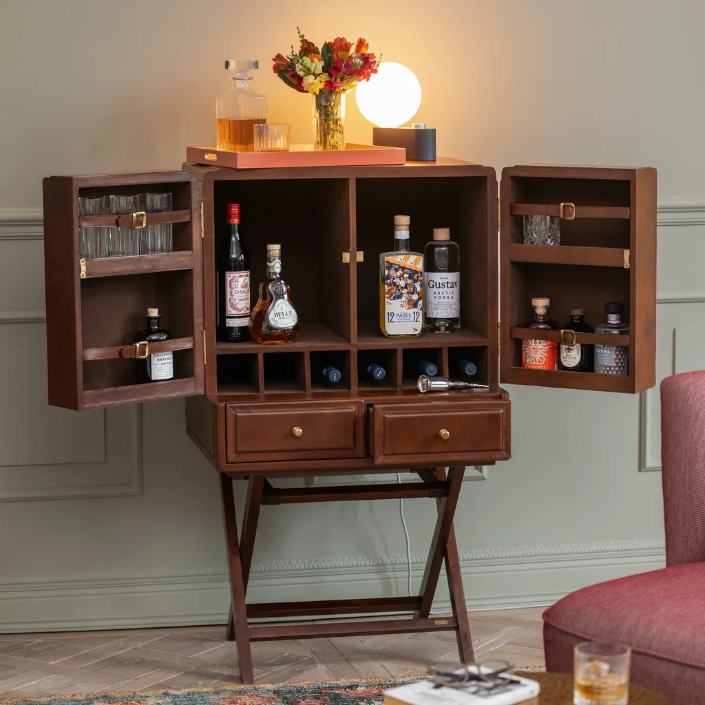 Bar Cabinet Sir Patrick